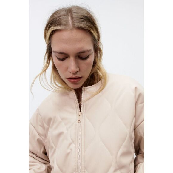 Cream Zara Quilted Pattern Faux Leather Puffer Jacket (NWT) - Picture 2 of 11